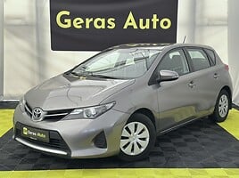 Toyota Auris Hečbekas 2013