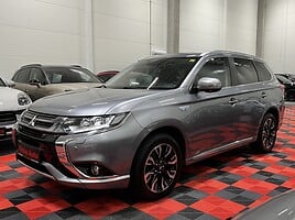 Mitsubishi Outlander Visureigis / Krosoveris 2015