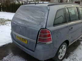 Opel Zafira B 2007 y parts