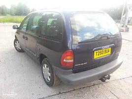 Chrysler Voyager 1999 m dalys