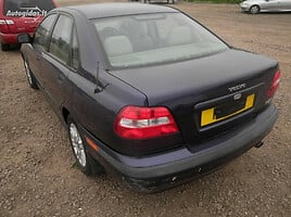 Volvo S40 2003 г запчясти