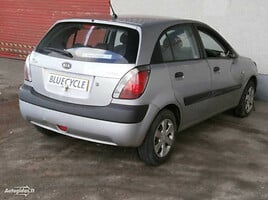 Kia Rio II CRDI 2007 m dalys