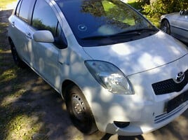 Toyota Yaris II 2008 г запчясти