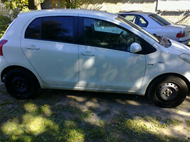 Toyota Yaris II 2008 г запчясти