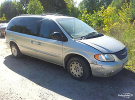 Chrysler Town & Country II 2001