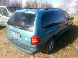 Chrysler Grand Voyager II 1999 y parts