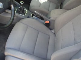 Volkswagen Golf V 2006 m dalys