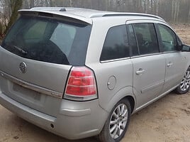 Opel Zafira B 2007 m dalys