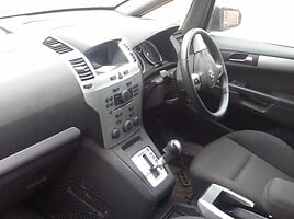 Opel Zafira B 2007 m dalys