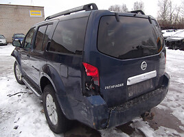 Nissan Pathfinder 2006 m dalys