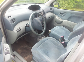 Toyota Yaris Verso 2001 y parts