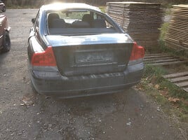 Volvo S60 I 2002 г запчясти