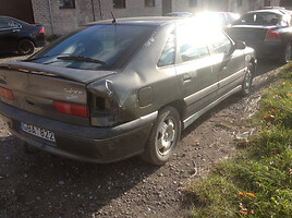 Renault Safrane 1998 y parts