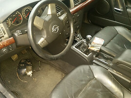 Opel Vectra C 2004 y parts