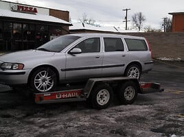 Volvo V70 II 2002 y parts