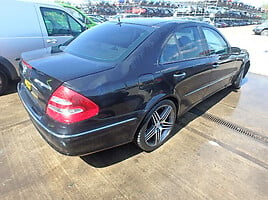 Mercedes-Benz E 200 W211 2004 y parts