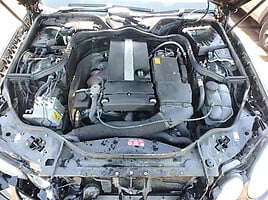 Mercedes-Benz E 200 W211 2004 y parts