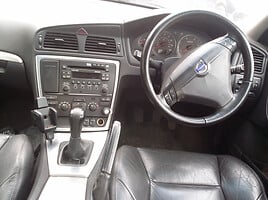 Volvo S60 I 2005 m dalys