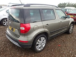 Skoda Yeti Visureigis / Krosoveris 2015