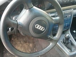 Audi A4 2000 m dalys