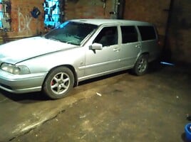 Volvo V70 I 1999 y parts