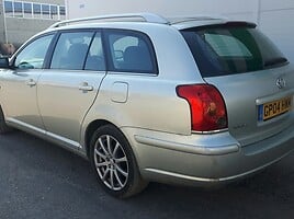 Toyota Avensis II 2004 г запчясти