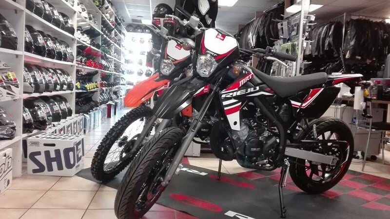 Nuotrauka 7 - Šalmas Moto-Baysport akcija