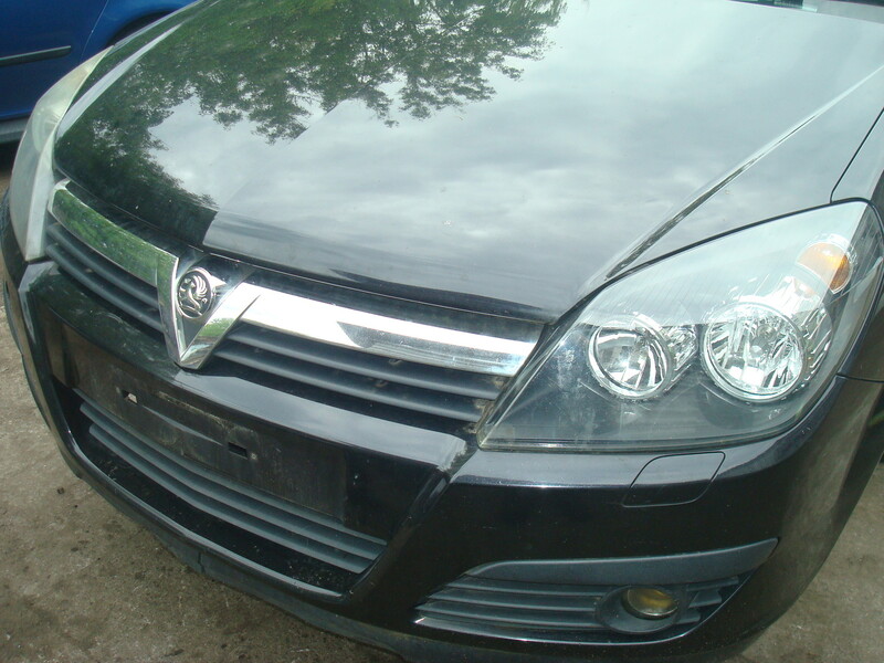 Opel Astra III Coupe 2006 y parts