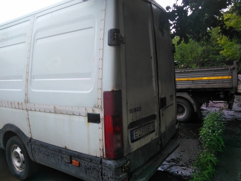 Photo 2 - Iveco Daily 2002 y parts