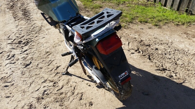 Photo 3 - Enduro Honda Transalp 1988 y parts