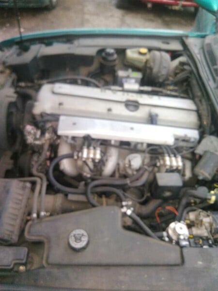 Photo 6 - Jaguar Xj X300 1996 y parts