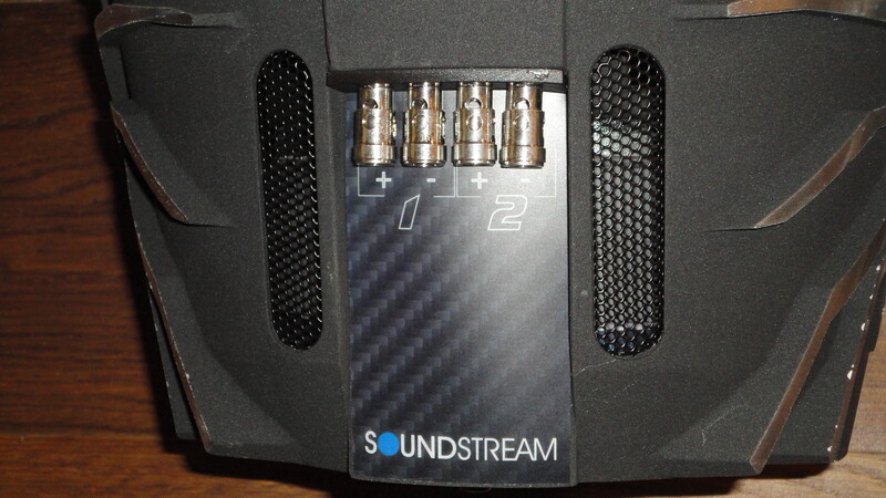 Photo 5 - Soundstream R1.122 Subwoofer Speaker