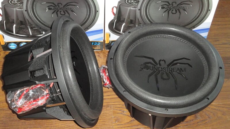 Photo 2 - Soundstream Tarantula T5 Subwoofer Speaker