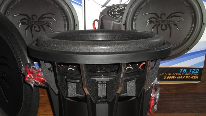 Photo 3 - Soundstream Tarantula T5 Subwoofer Speaker