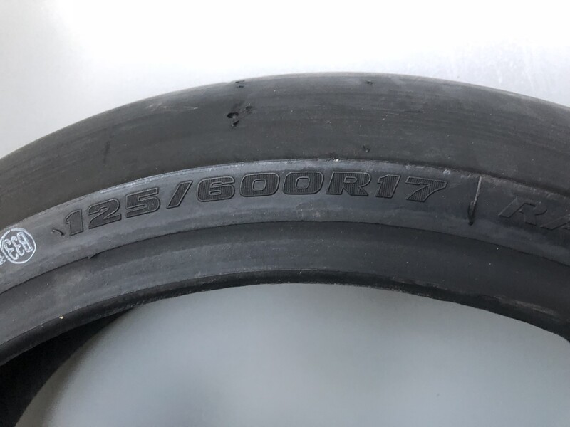 Photo 2 - Bridgestone Slikas R17 summer tyres motorcycles