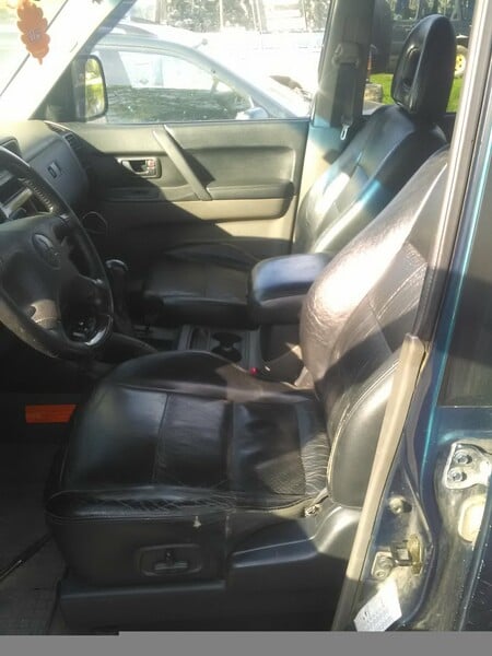 Photo 10 - Mitsubishi Pajero III 2001 y parts