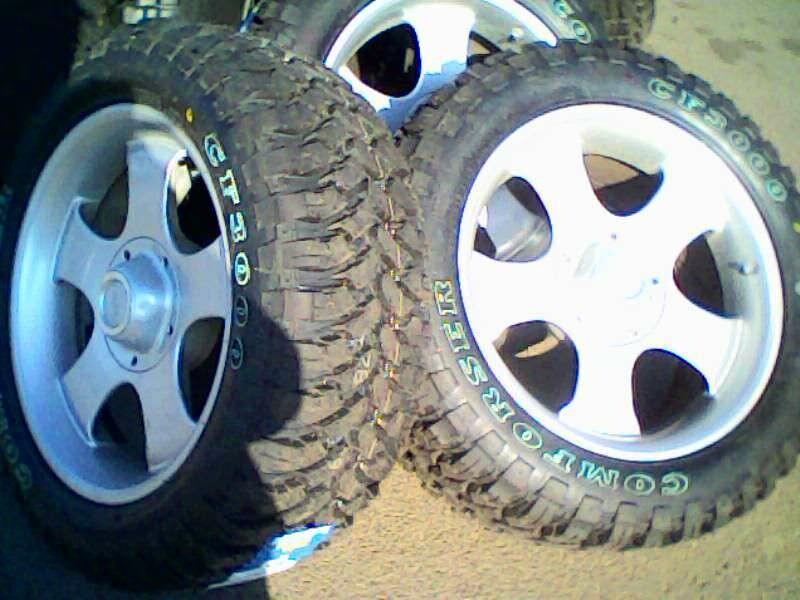 Photo 1 - Comforser m/t m+s R19 universal tyres passanger car