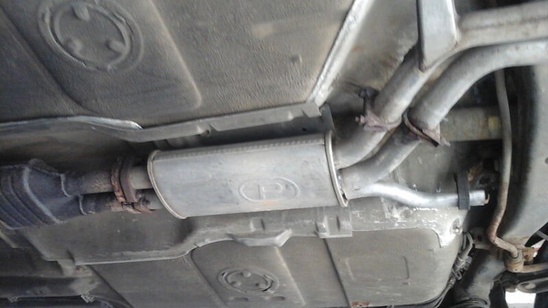 Photo 11 - Bmw 525 E34  125kw be duju 1988 y parts