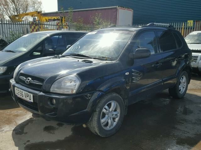 Photo 2 - Hyundai Tucson 2007 y parts