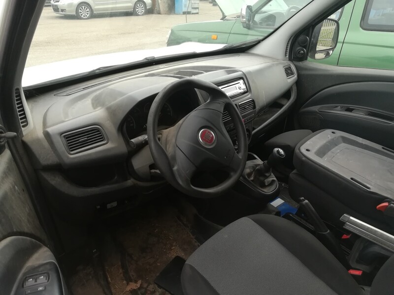 Nuotrauka 4 - Fiat Doblo II defektas 2011 m dalys
