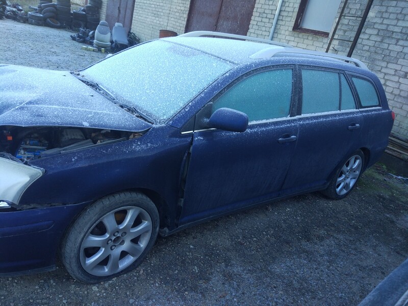 Photo 3 - Toyota Avensis II 2006 y parts