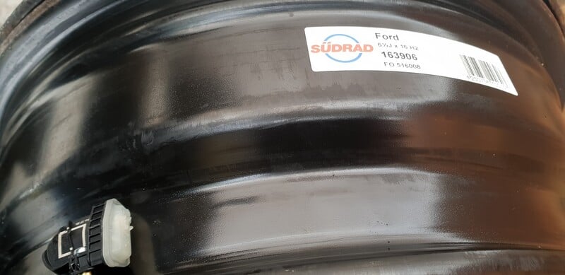 Photo 7 - R16 steel stamped rims