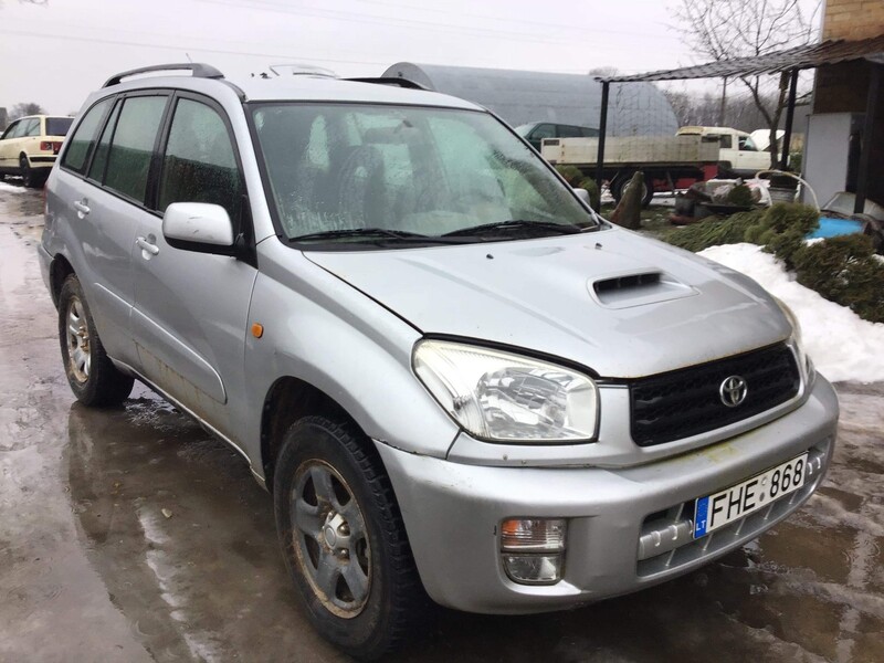 Toyota Rav4 2002 y parts