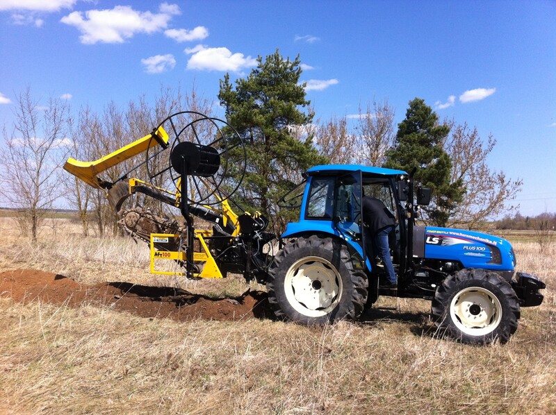 Photo 6 - LS Mtron XP101R ir PLUS100 2022 y Tractor