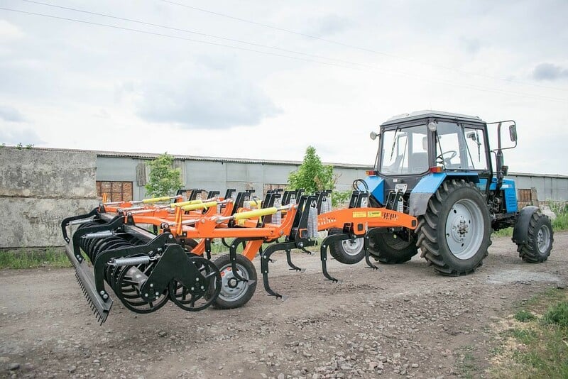 Photo 6 - 2021 y Cultivator