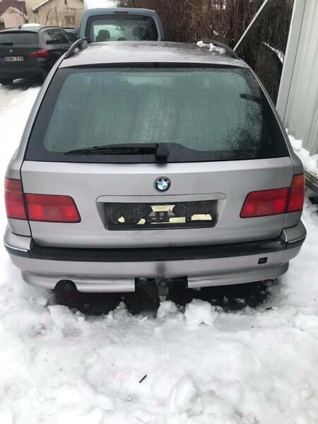 Photo 4 - Bmw 525 E39 1997 y parts