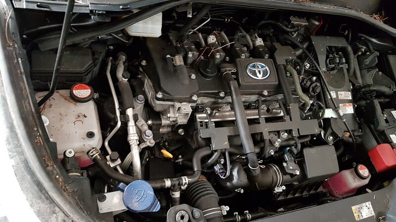 Photo 8 - Toyota Ch-R 2018 y parts