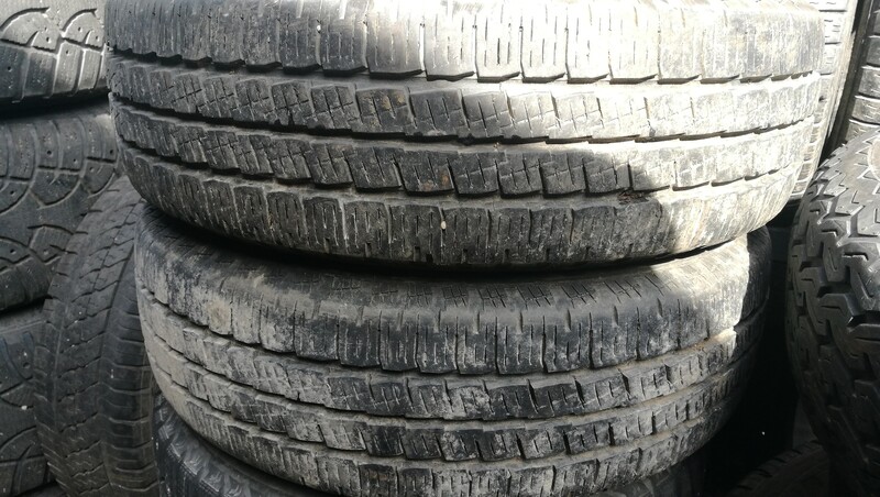 Photo 1 - Pirelli R15C summer tyres minivans