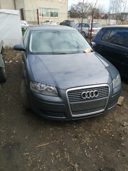 Photo 2 - Audi A3 8P 2007 y parts