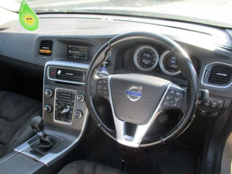 Photo 4 - Volvo S60 II 2013 y parts